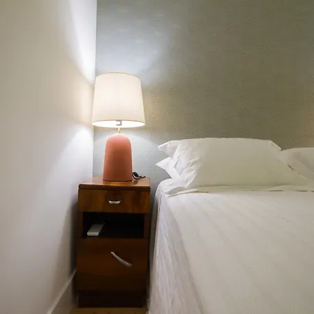 아파트 Bica-chiado Vintage Self-catering 리스본