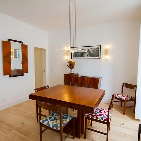 Bica-chiado Vintage Self-catering 아파트 *